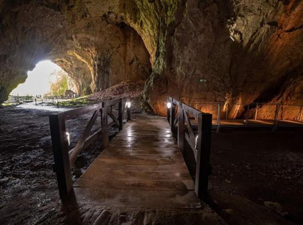 Seoski Turizam Melovic Rozanstvo Exteriér fotografie