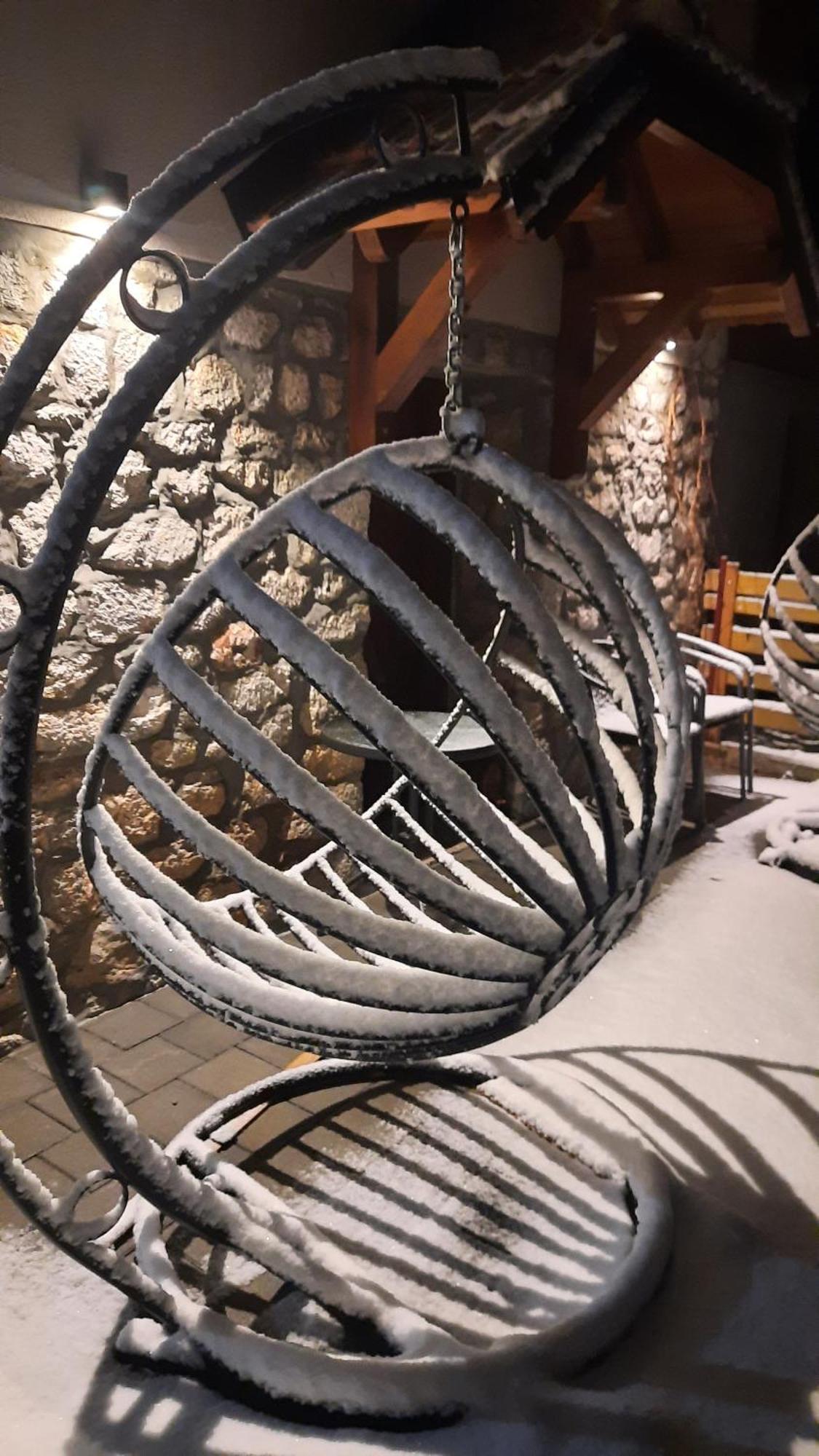 Seoski Turizam Melovic Rozanstvo Exteriér fotografie