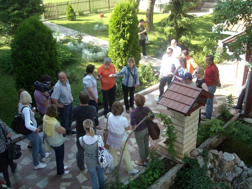 Seoski Turizam Melovic Rozanstvo Exteriér fotografie